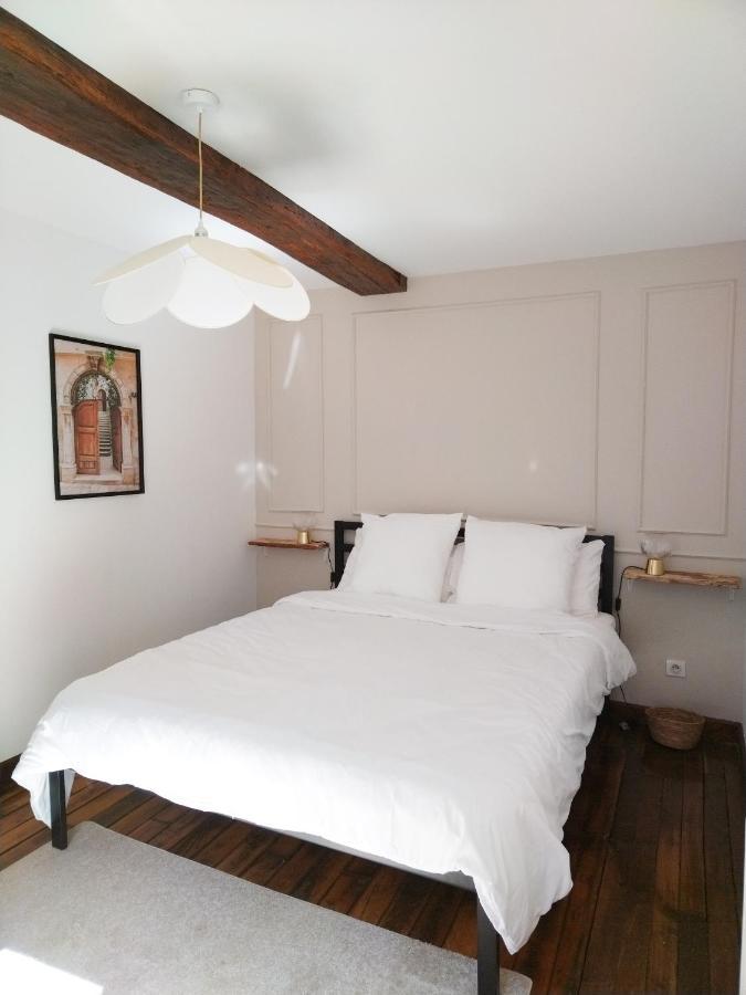 Appartement Vue Sur Chateau-Fort 3 Etoiles Седан Екстериор снимка